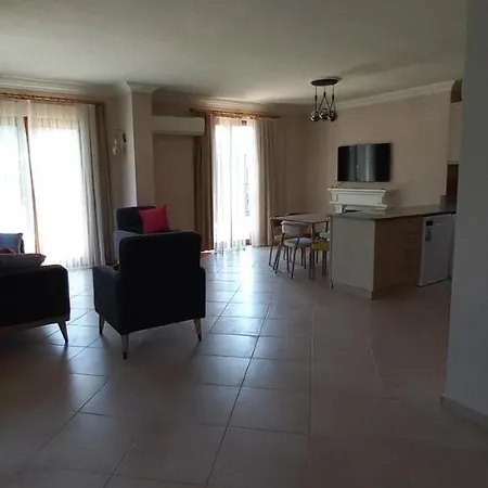 Oeluedeniz Oezel Yuezme Havuzlu 2 Hotel *